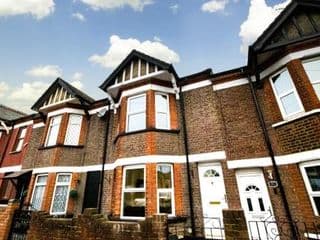 New Contractor House & M1 Access & LLA & Dunstable by Comfy Workers photo 4