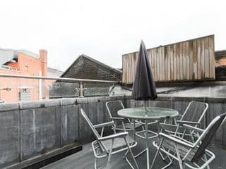 Trafalgar Square Apartments photo 4