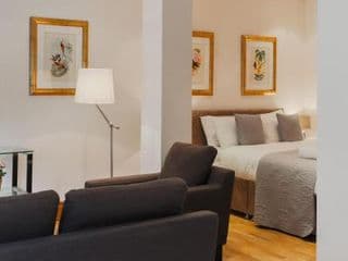 Monument Apartments photo 3