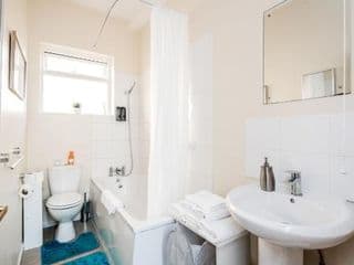 MPL Apartments - Malden Road Serviced Accommodation photo 3