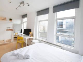 272&294 Franciscan Road Rooms&Studios by EveryWhere to Sleep London photo 4