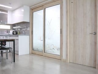 Three Bed room unit nearby Metro and E-Mart photo 3