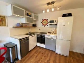 Two Bedroom Garden Flat in Zone 2 London photo 3