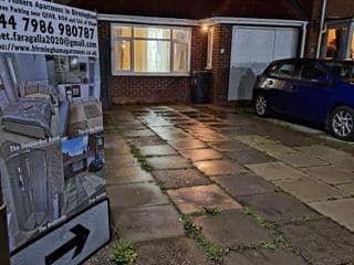 Luxury apartment in Birmingham with free parking. photo 1