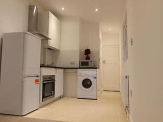 Wembley Park & Welsh Harp studio photo 1