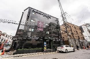 Seongbuk (Jongam) Dean photo 4