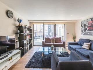 Lovely 2 Bed 2 Bath Apartment Central London photo 3