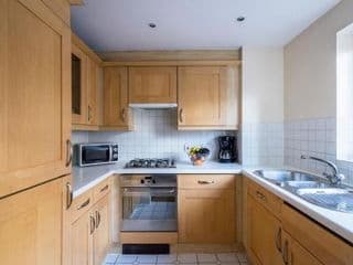 Royal London Apartments photo 4