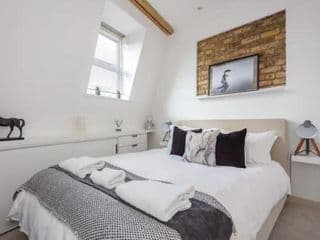 Stylish 1 Bedroom Apartment Near Northcote Road photo 3