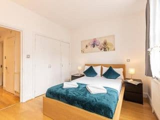 Mansion House Apartments photo 2