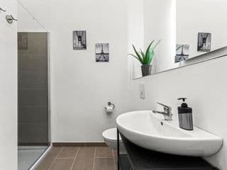 GreatStay - Mierendorfstr 11 Hinterhaus photo 3