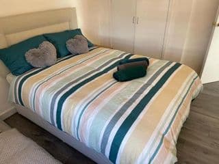 Home Away From Home 1-4 Bed Whole Property photo 1