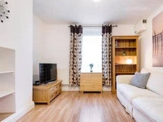 Fabulous 2 Bedroom Apartment in London Bridge photo 3