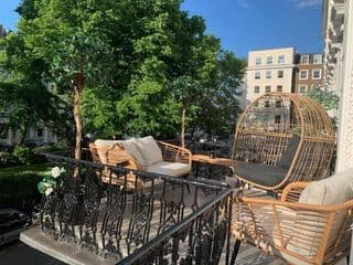 2-3 bedroom 2 roof terraces prime Notting Hill photo 2