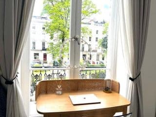 2-3 bedroom 2 roof terraces prime Notting Hill photo 4