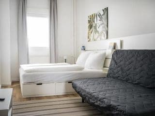 Spacious Apartment in Berlin Mitte for 6 photo 2