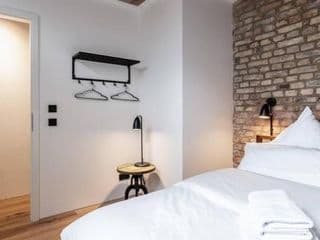 Industrial 57sqm 3room maisonette apt near center photo 3