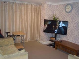 Remarkable 2-Bedroom Apartment with an EnSite photo 2