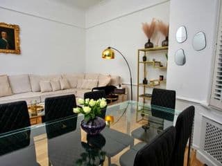 Chelsea Luxury Apartment photo 2
