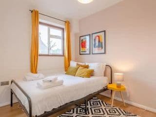 Central 3 Bedroom House With Garden photo 4
