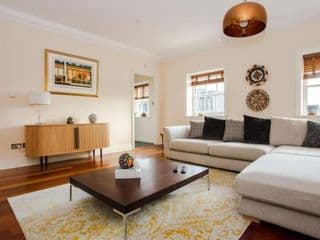 Luxury 2 Bedroom Apartment in London Bridge photo 2