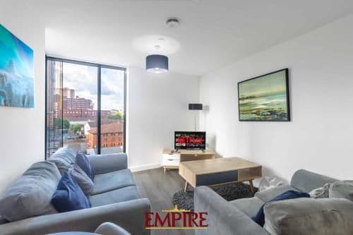 Luxury 2 Bedroom Apartment, On Broad Street!