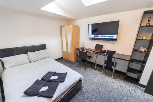 Ensuite style Studio in Selly Oak right by UOB