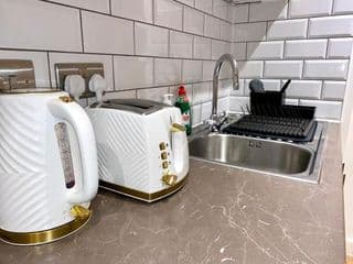 Elegant & Cozy, Gold Decor Apartment, B1 photo 3