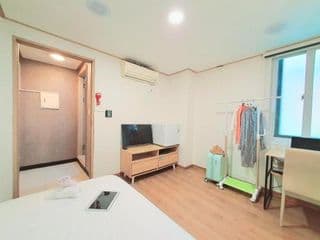 Sinchon K STAY guesthouse photo 3