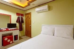 Hoegi Q photo 3