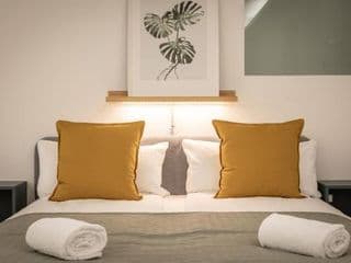 Spacious apartment in Hemholtzkiez Prenzlauer Berg for 8 People photo 1
