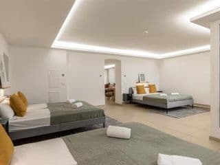 Spacious apartment in Hemholtzkiez Prenzlauer Berg for 8 People photo 3