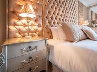 La Casa Suites Windsor photo 1