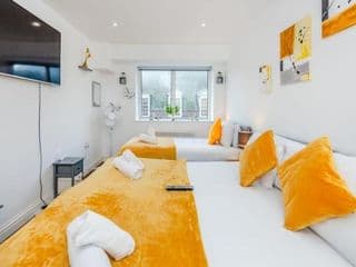 Ws Apartments - Luxury 1 bed in Watford Central photo 2