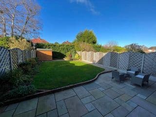 Treetops House -Luxury modern 4-bed, sleeps 10 -Solihull, JLR, NEC, Resorts World, Birmingham Airport, HS2 photo 2