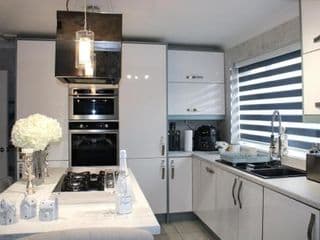 Stylish 4-Bedroom House near NEC/BHX photo 1