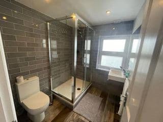 Light and Modern 2BR 1.5BA, newly refurbished! photo 3