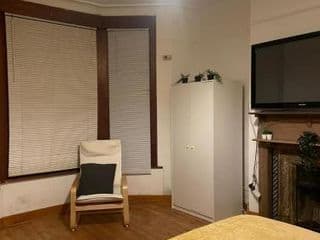Great Value Bedroom Fern 1 photo 4