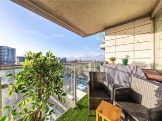 Two Bedroom Apartment - London ExCeL Stays photo 3