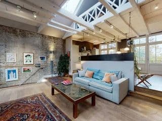 Stylish 2 bedroom 2 bathroom flat in Islington photo 2