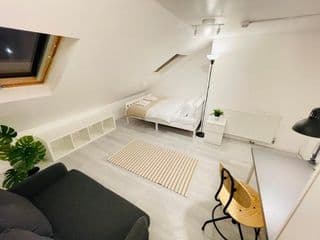 Norman House E11 photo 3