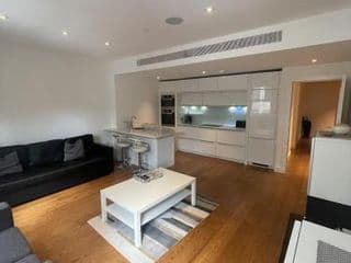 Clarges -Selfridges Luxury Apartment photo 4