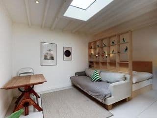 Spacious studio flat in Forest Gate photo 1