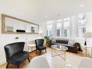 Luxury Kensington apartment photo 1