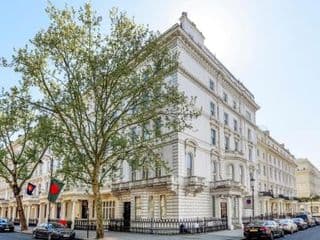 Luxury Kensington apartment photo 2