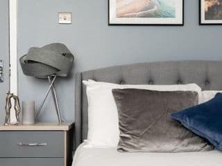 Spacious and Modern 4 Bed Apartment next to Borough Station photo 2