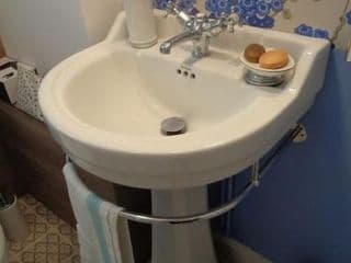 CHARMING ENGLISH STYLE STUDIO FLAT photo 2