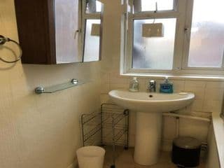 Lovely one bed apartment to rent photo 3