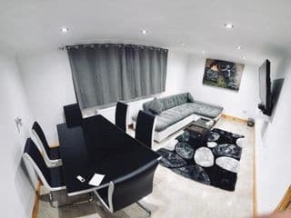 Stratford city apartments photo 1