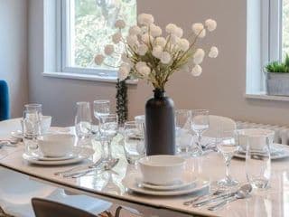 Stunning 3 Bed Duplex Apartment in the heart of West Hampstead photo 3